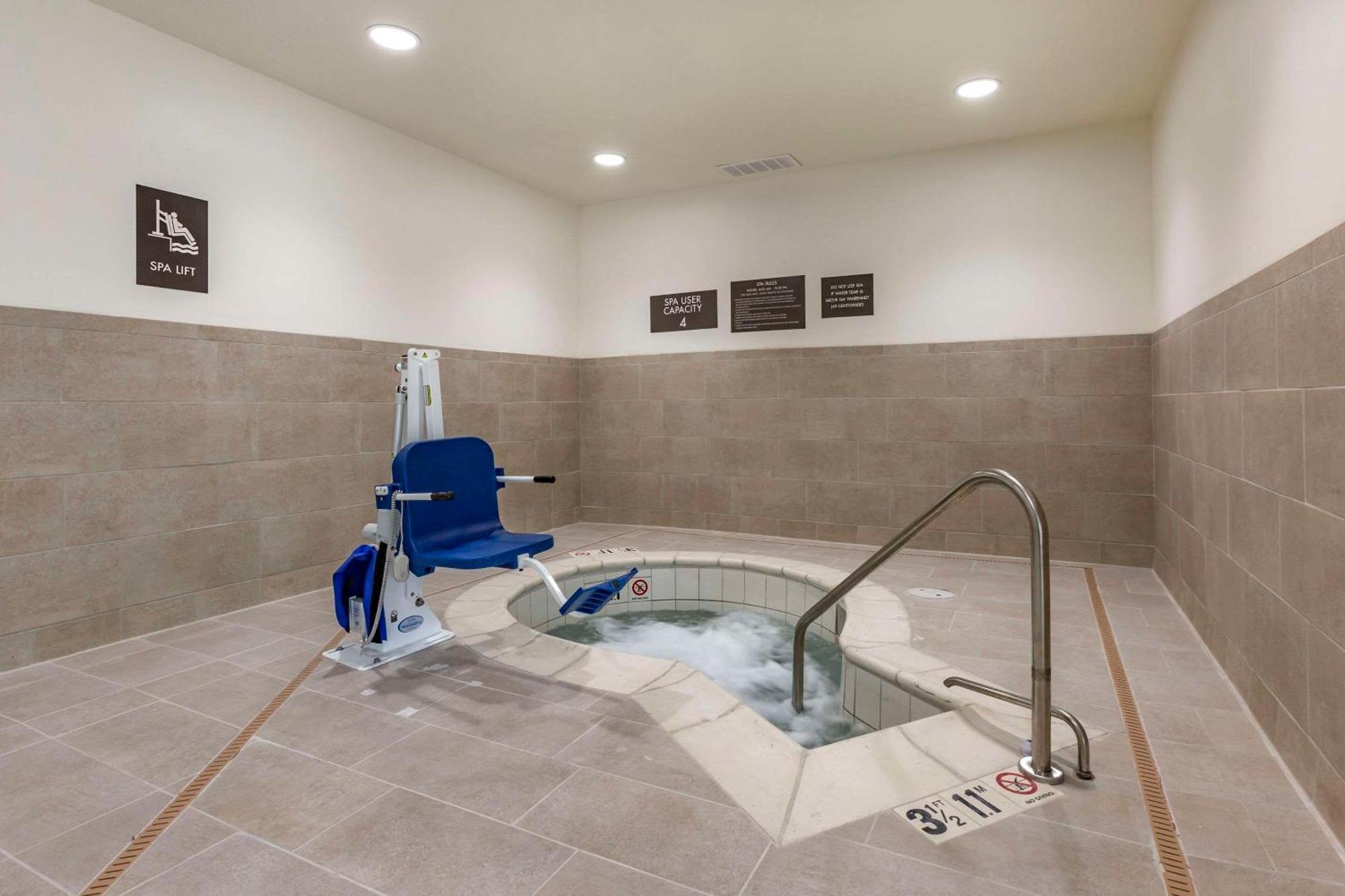 Comfort Suites Albuquerque Airport Eksteriør billede