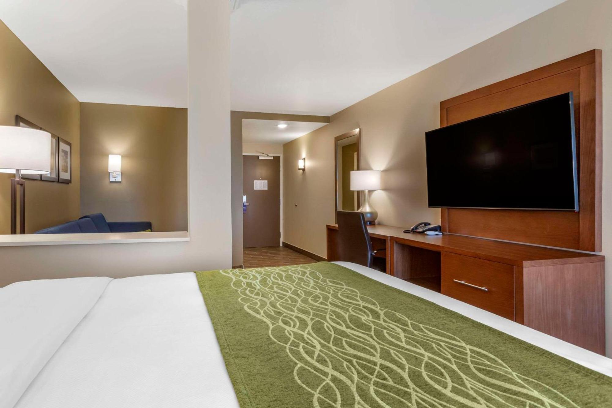 Comfort Suites Albuquerque Airport Eksteriør billede
