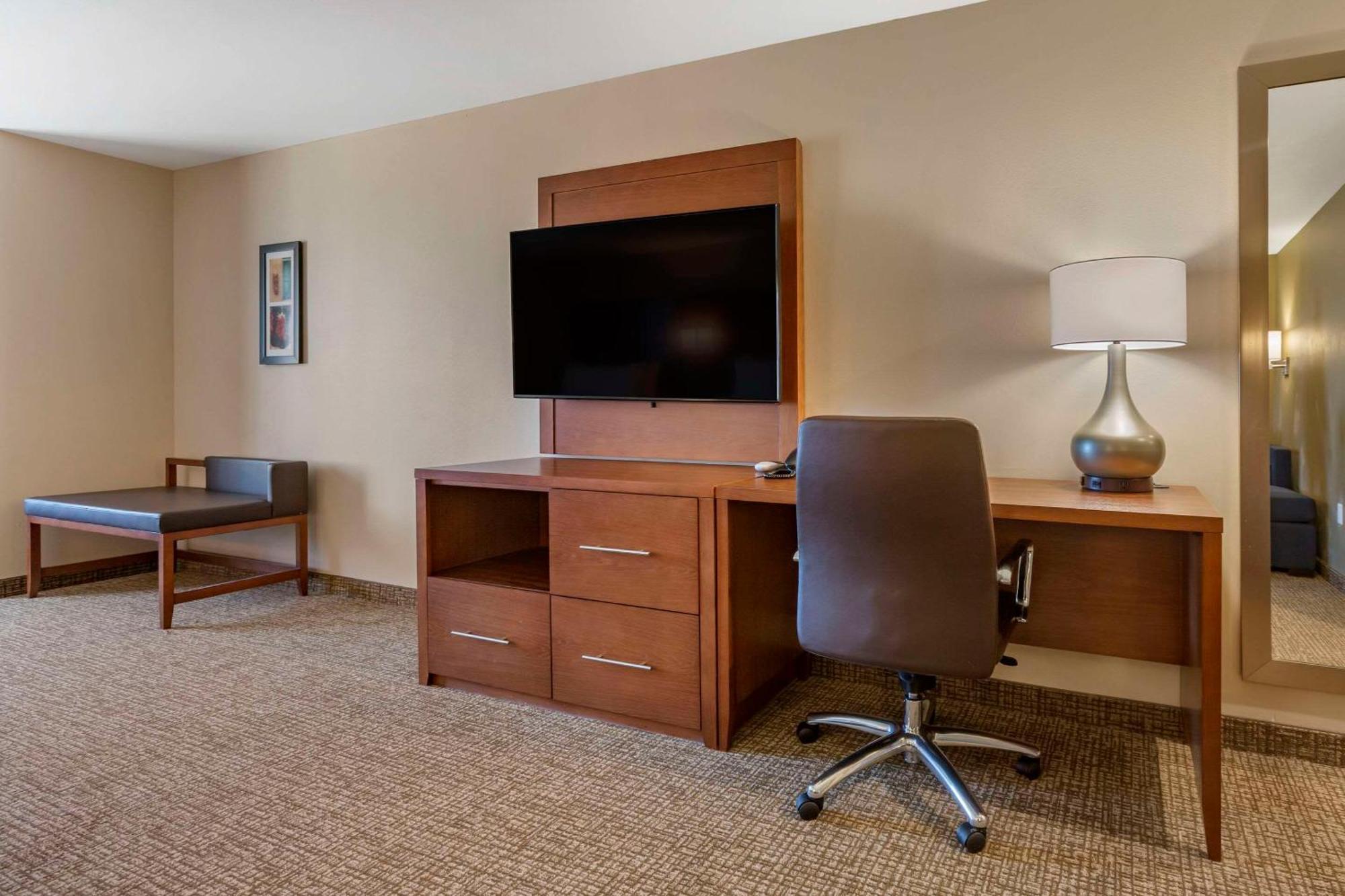 Comfort Suites Albuquerque Airport Eksteriør billede