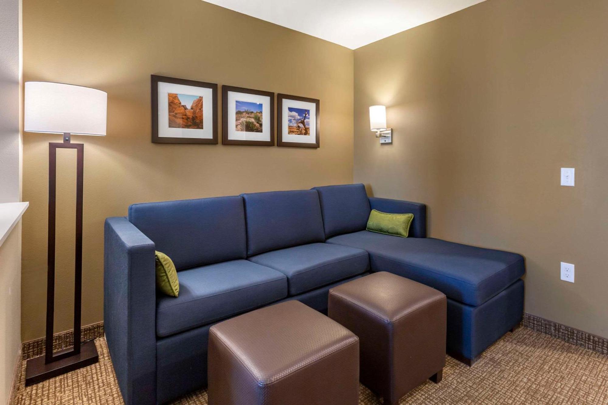 Comfort Suites Albuquerque Airport Eksteriør billede